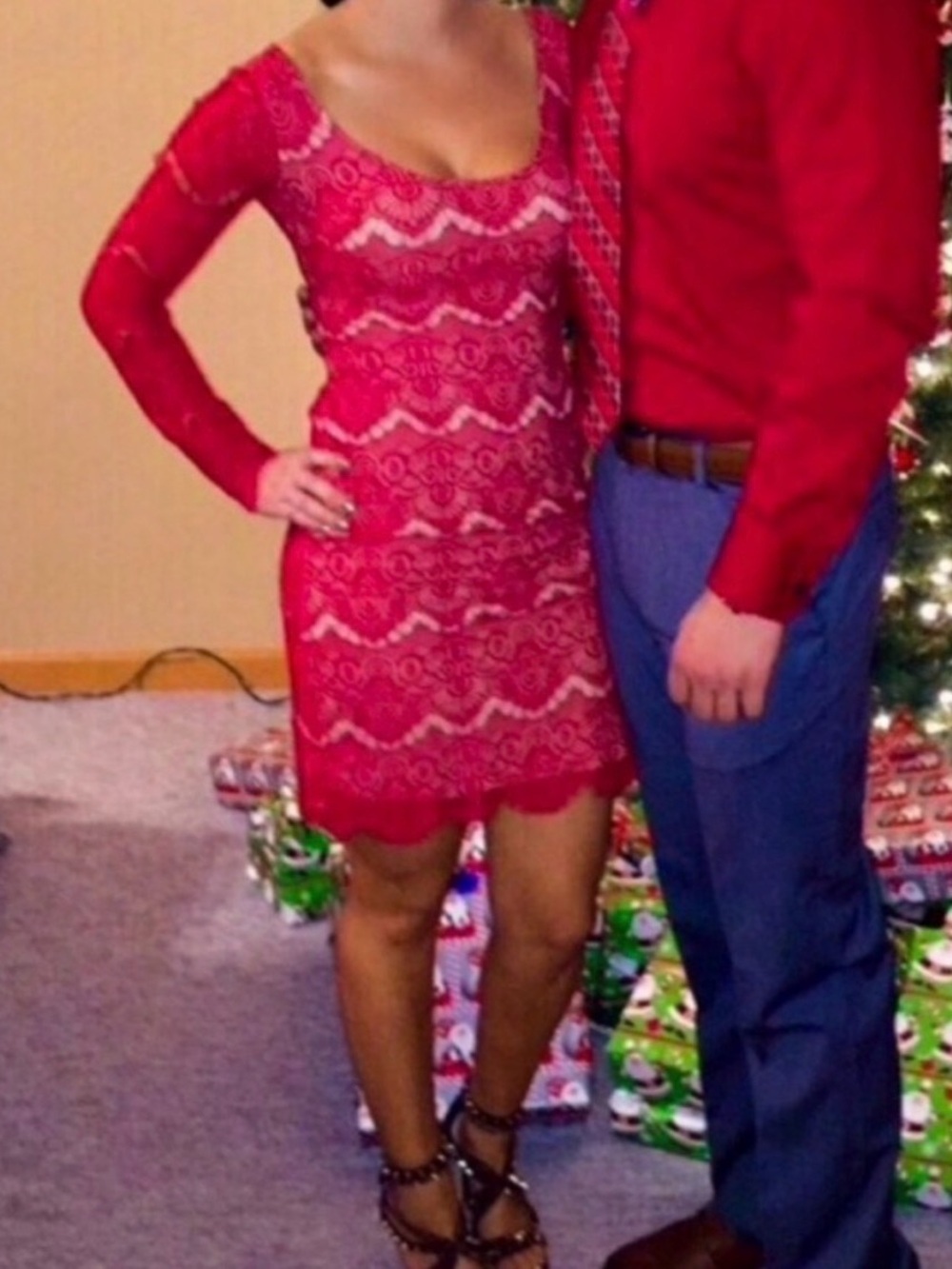 Bebe RED LACE DRESS - Picture 3 of 4